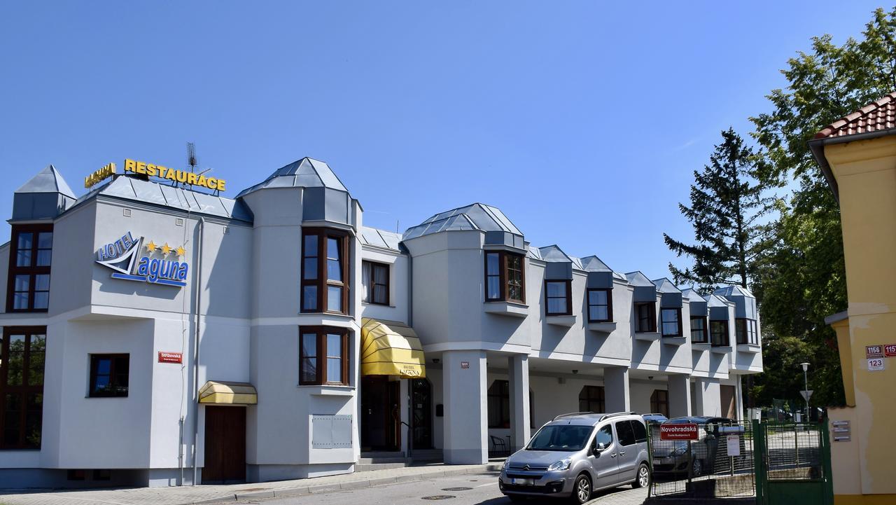 拉古拿酒店 捷克布杰约维采 外观 照片